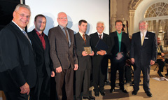 Gold - Kategorie Öffentliche Bauwerke: Kettenstegbrücke, Nürnberg (Mittelfranken) Gold - Kategorie Öffentliche Bauwerke: Kettenstegbrücke, Nürnberg (Mittelfranken)