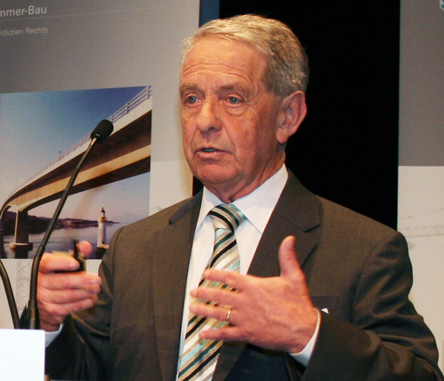 Prof. Dr. Peter Wilderer hielt eine viel beachtete Rede. Foto: Bayerische Ingenieurekammer-Bau / Hauk