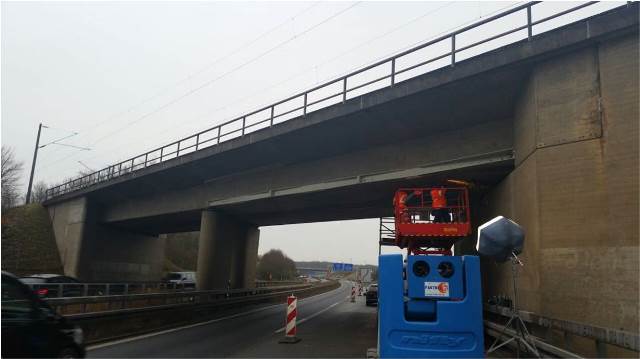 1. Preis: Verst�rkung von Betonbr�cken mit Verbundankerschrauben