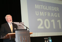 Pr�sident Dr. Schroeter