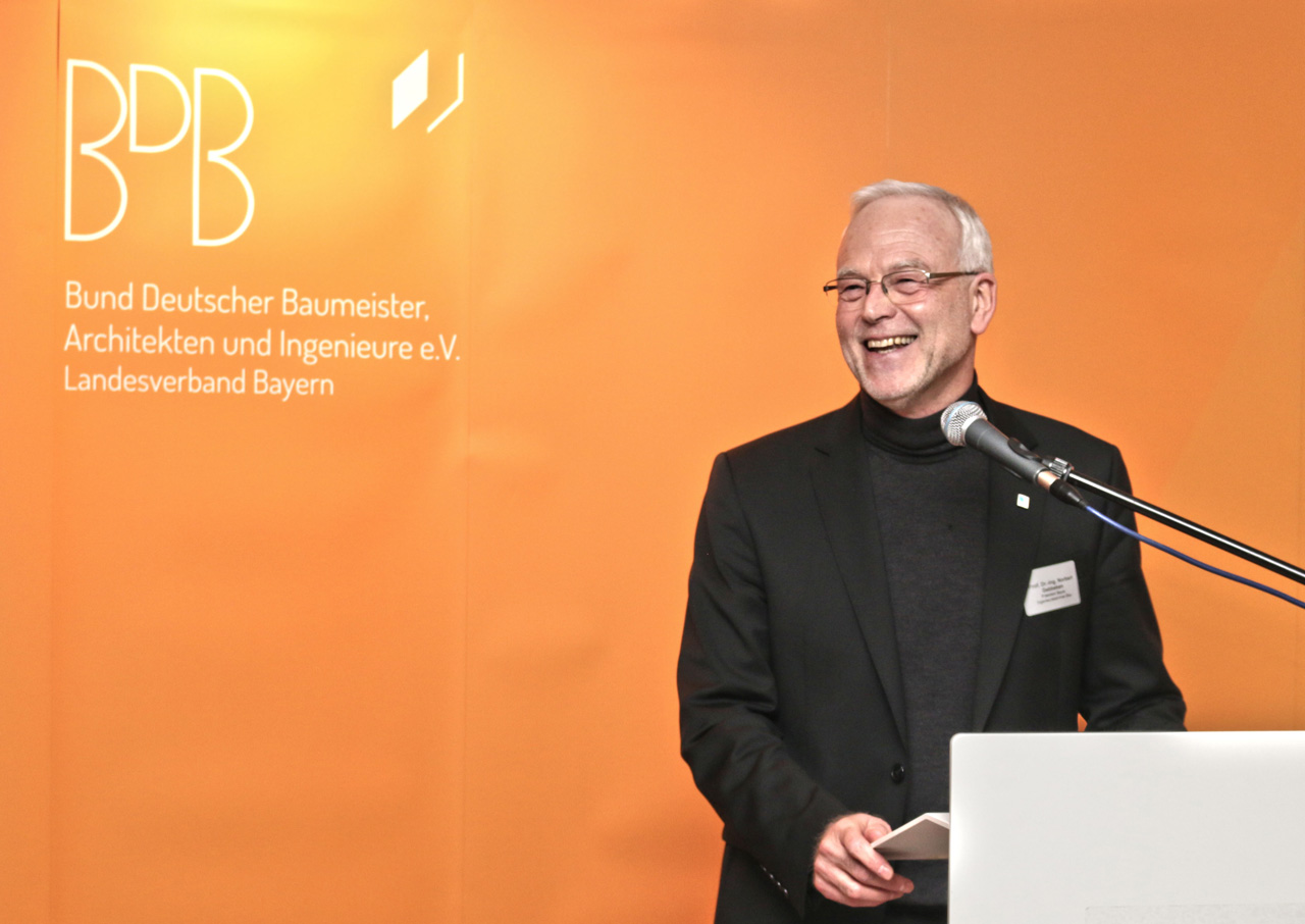 Prof. Dr. Norbert Gebbeken, Pr�sident der Bayerischen Ingeneurekammer-Bau 