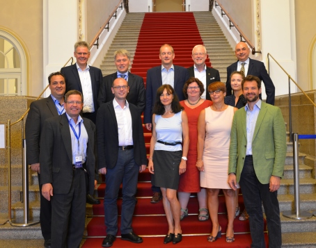 Kammervertreter im Gespr�ch mit Landtagsabgeordneten der Gr�nen.