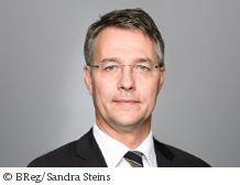 �BReg/Sandra Steins