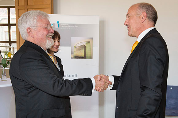  Dr. Ing. Heinrich Schroeter und Dipl.-Ing. Franz-Xaver Peteranderl 